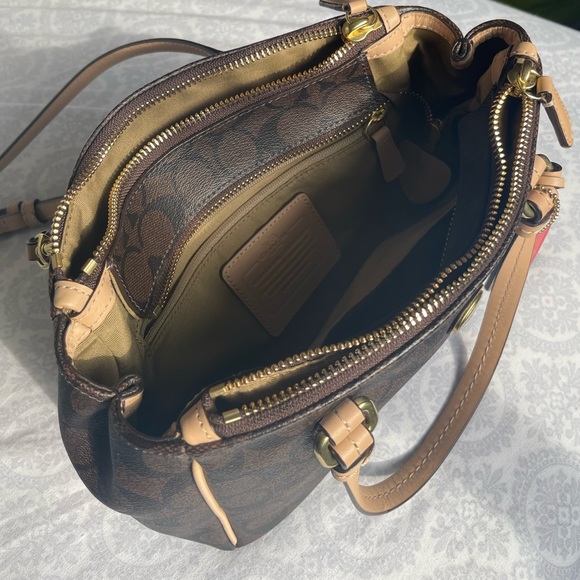 Coach handbag - Picture 6 of 8